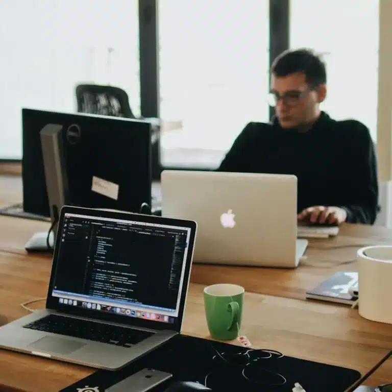 La automatización de procesos es valiosa porque eficienta tiempos y cumplen con la normativa vigente a la que deben apegarse las empresas.