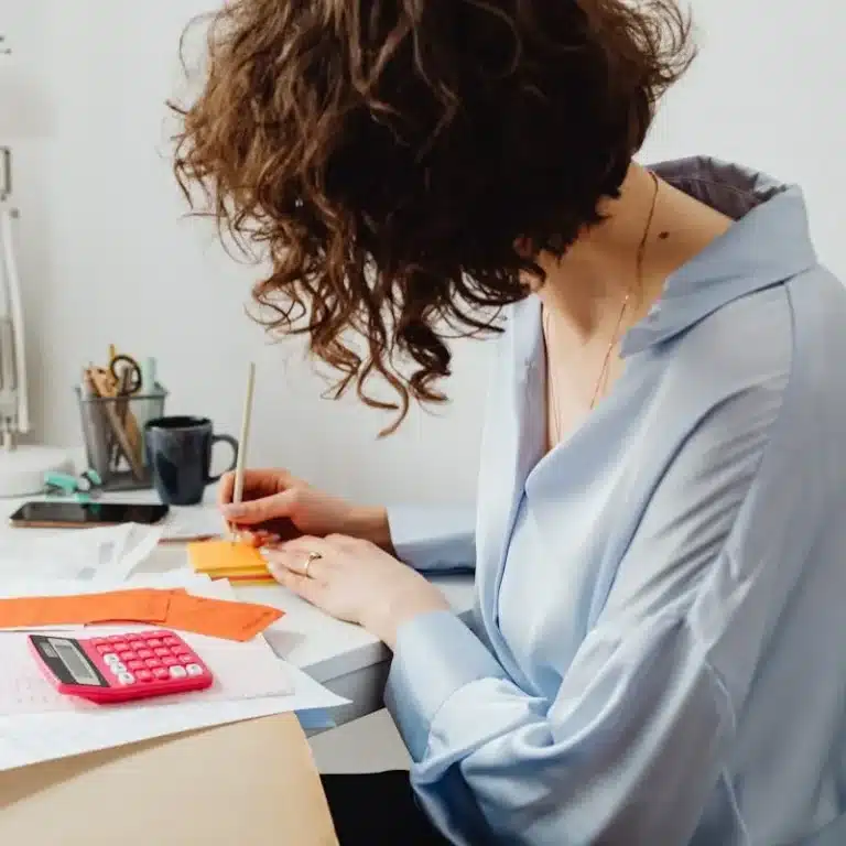 El salario base de cotización (SBC) es un concepto fundamental en el proceso de nómina. Conoce aquí sus aspectos y entiende su importancia.